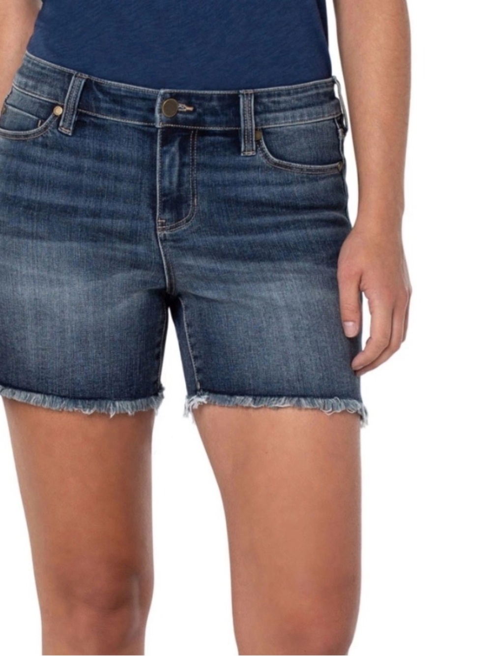 Liverpool Los Angeles Vickie Fray Hem Shorts in Escondido Wash - 6/28 - EUC